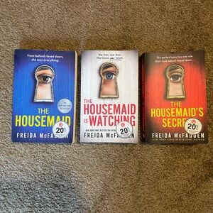 Freida McFadden book set